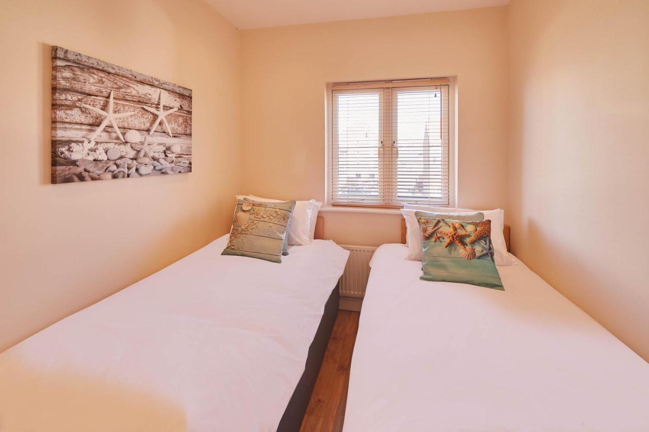 Host & Stay - The Scuttlebutt Townhouse Whitby Esterno foto