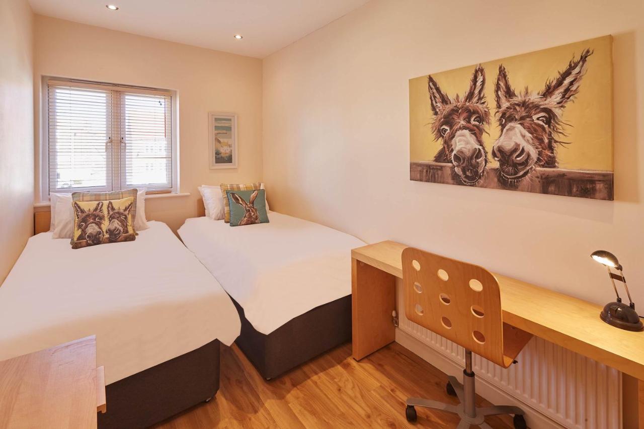 Host & Stay - The Scuttlebutt Townhouse Whitby Esterno foto